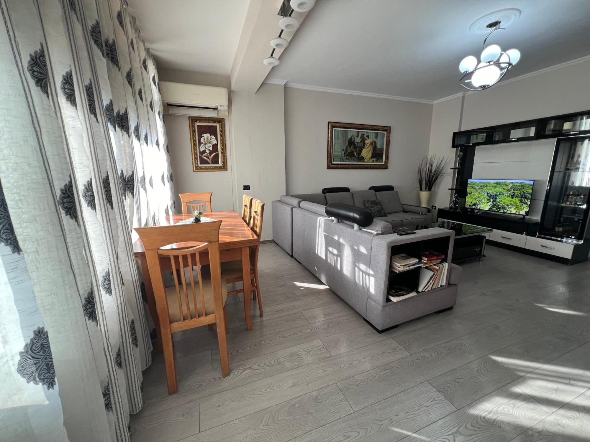 Art_apartment Tirana